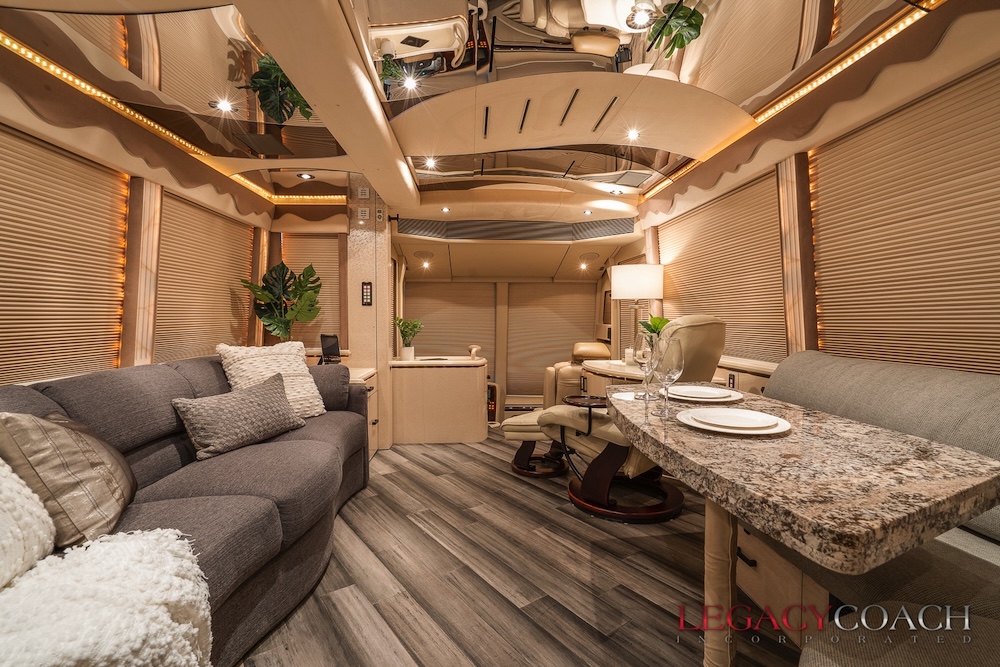 2005 Prevost Marathon H3-45 For Sale