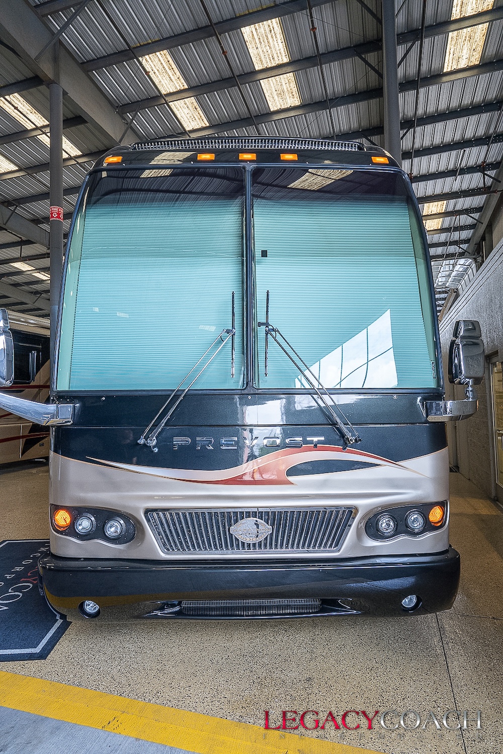 2005 Prevost  Marathon H3-45 For Sale
