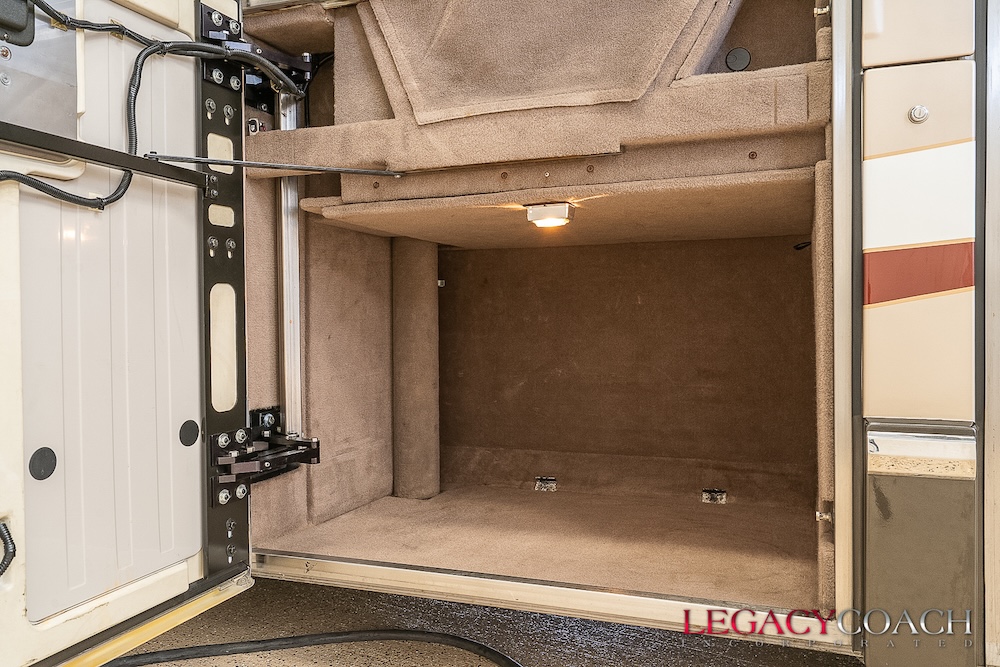 2005 Prevost  Marathon H3-45 For Sale