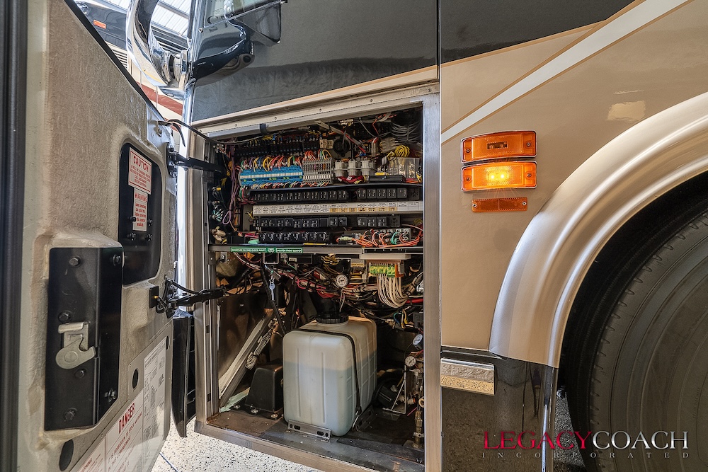 2005 Prevost  Marathon H3-45 For Sale