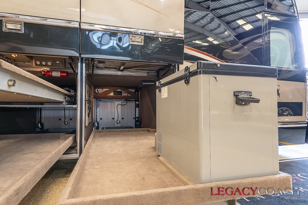 2005 Prevost  Marathon H3-45 For Sale