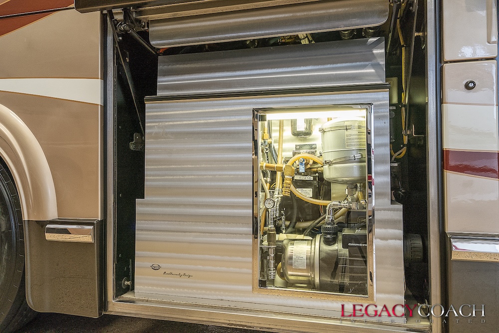 2005 Prevost  Marathon H3-45 For Sale