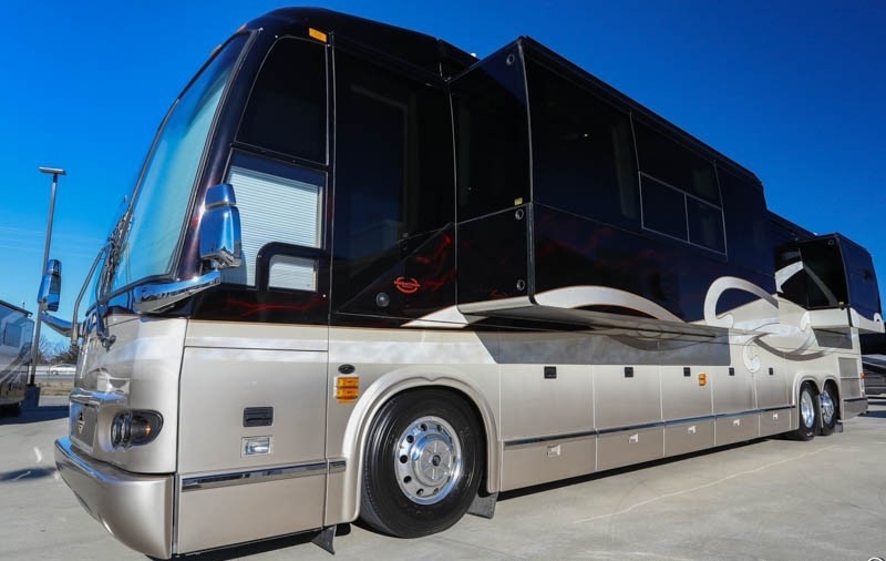 2005 Prevost Marathon H3-45 For Sale