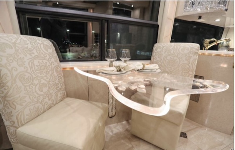 2005 Prevost Marathon H3-45 For Sale