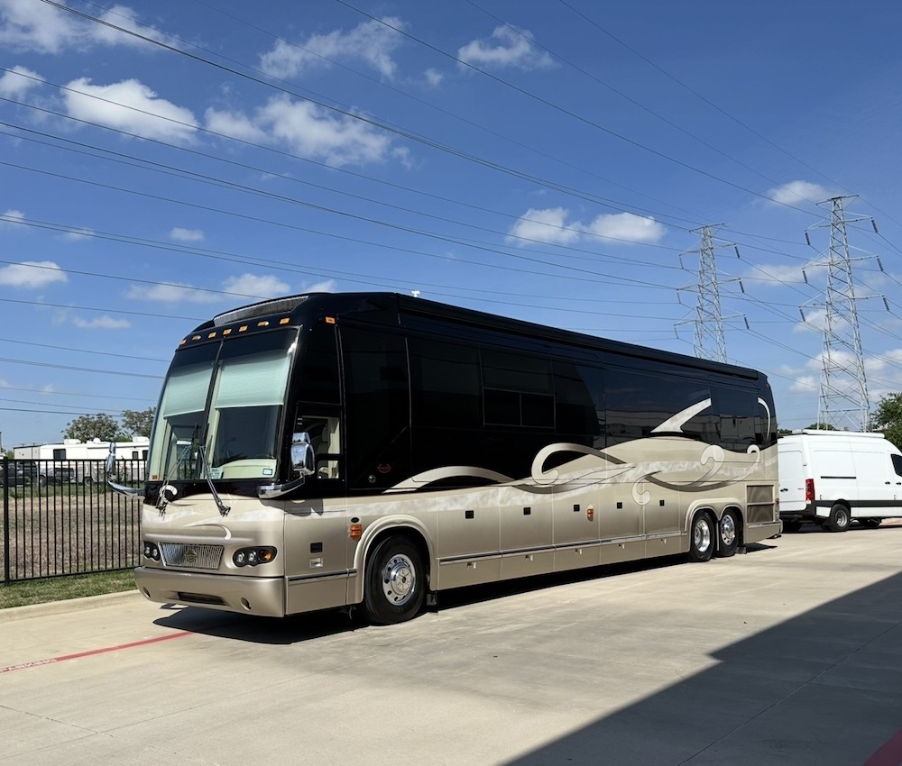 2005 Prevost  MarathonH3-45 For Sale