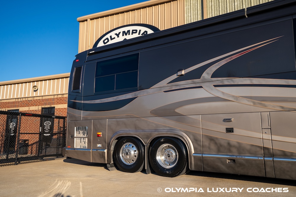 2005 Prevost  Marathon H3-45 For Sale