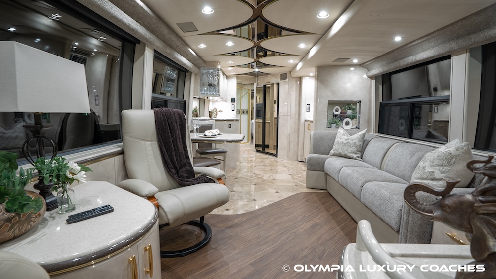 2005 Prevost  Marathon H3-45 For Sale