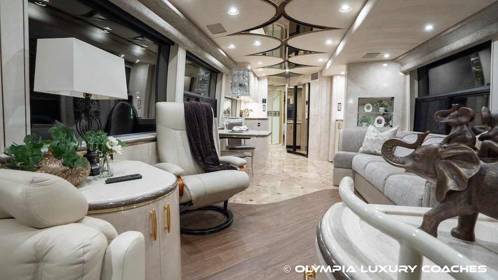 2005 Prevost  Marathon H3-45 For Sale