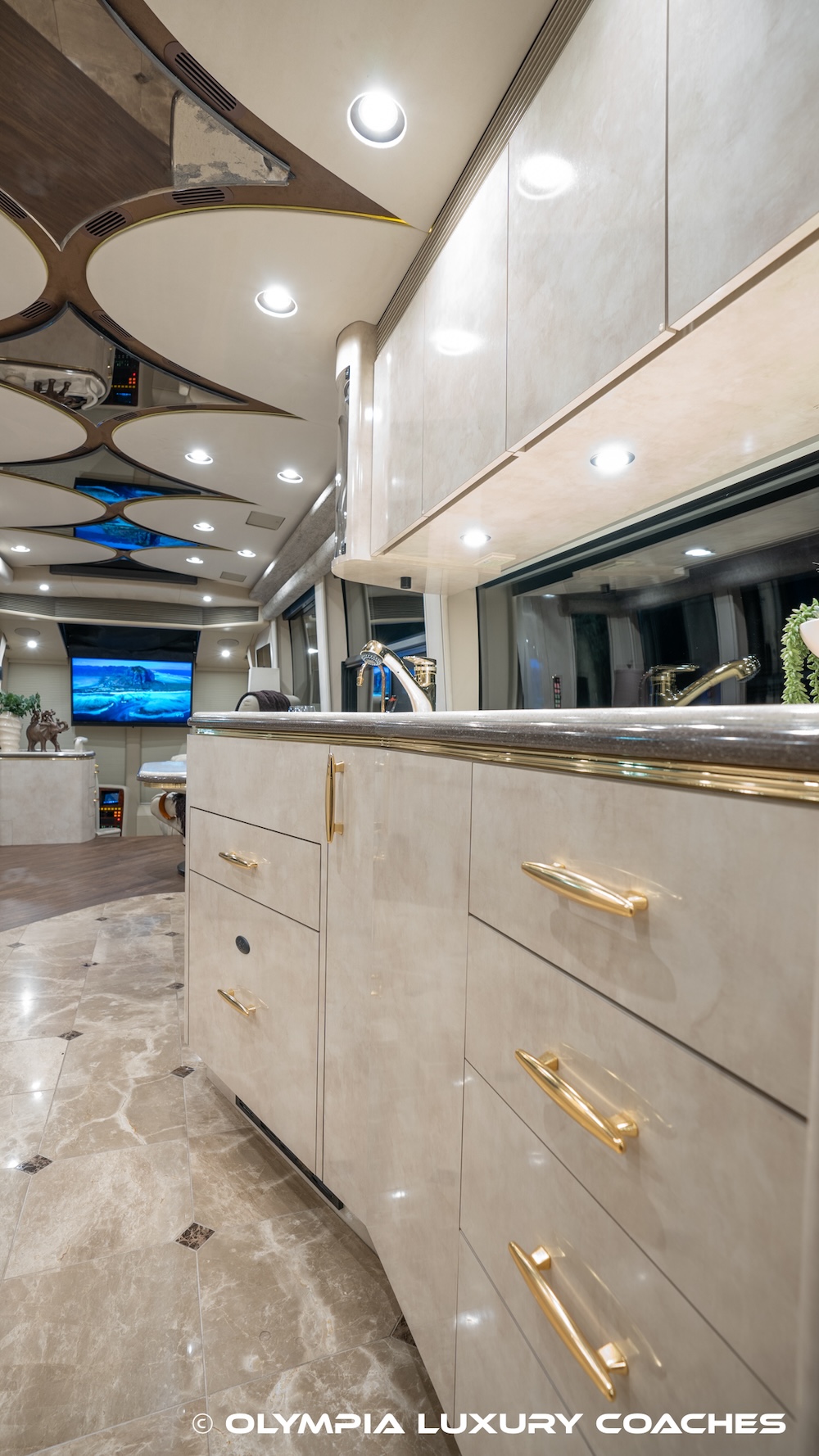 2005 Prevost  Marathon H3-45 For Sale