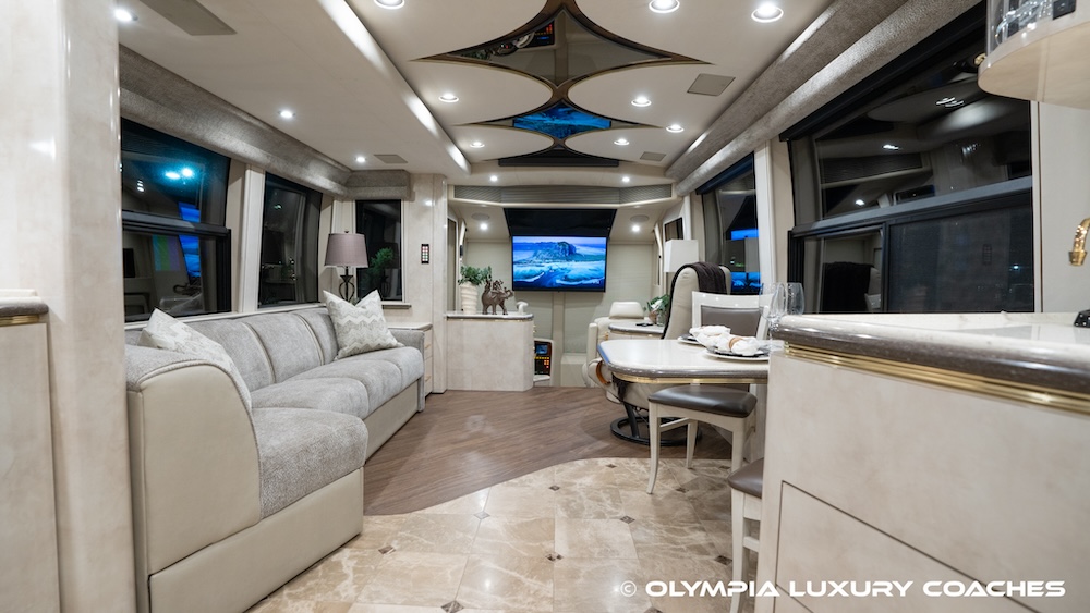 2005 Prevost  Marathon H3-45 For Sale