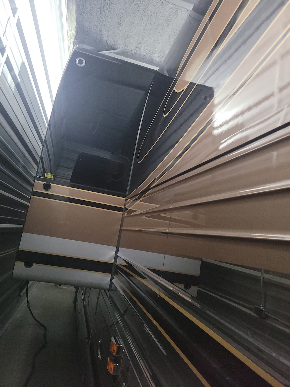 2005 Prevost Marathon XLII For Sale