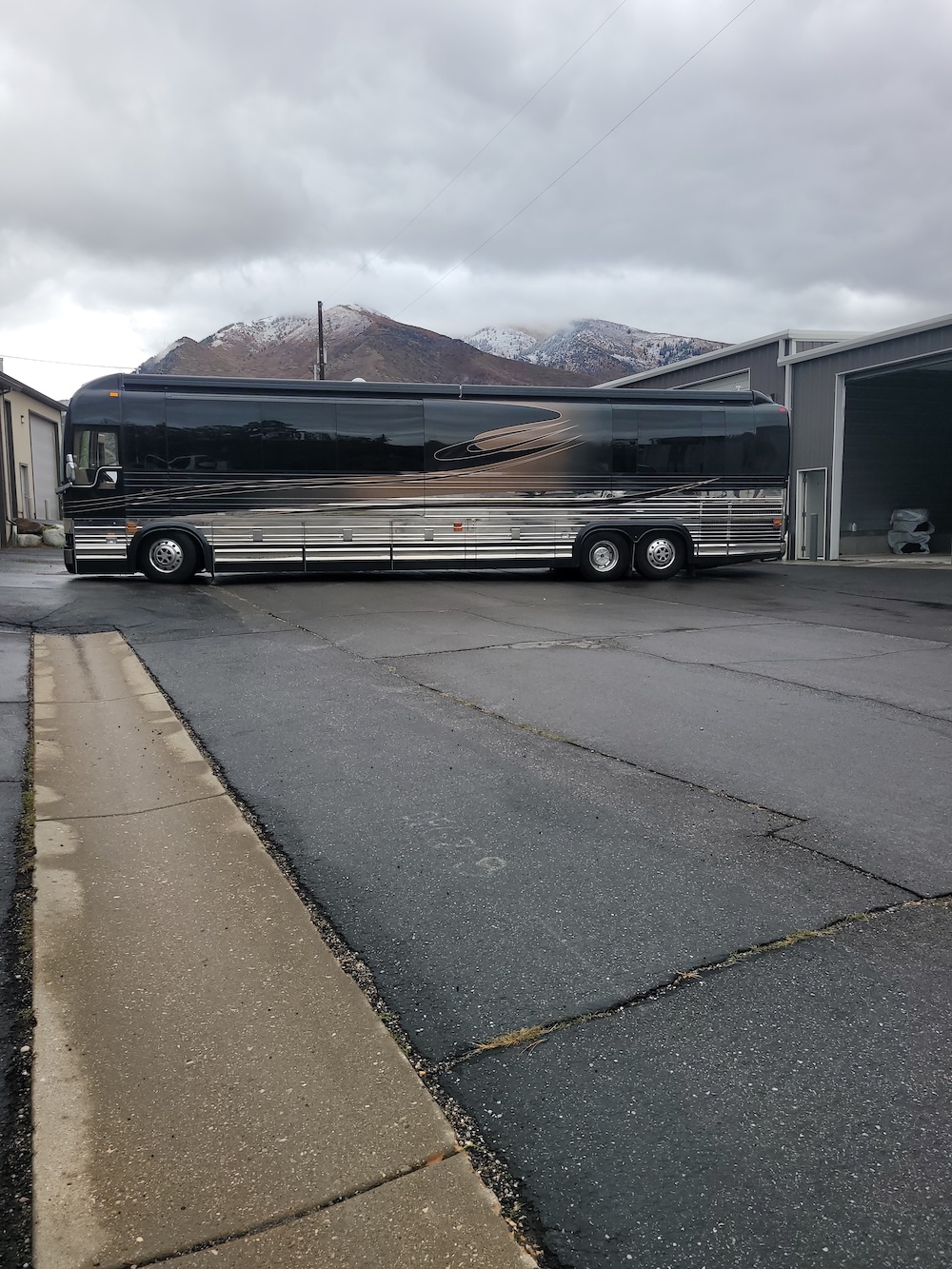 2005 Prevost Marathon XLII For Sale