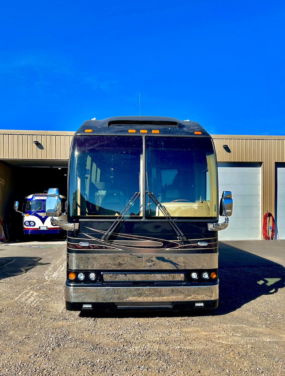 2005 Prevost Marathon XLII For Sale