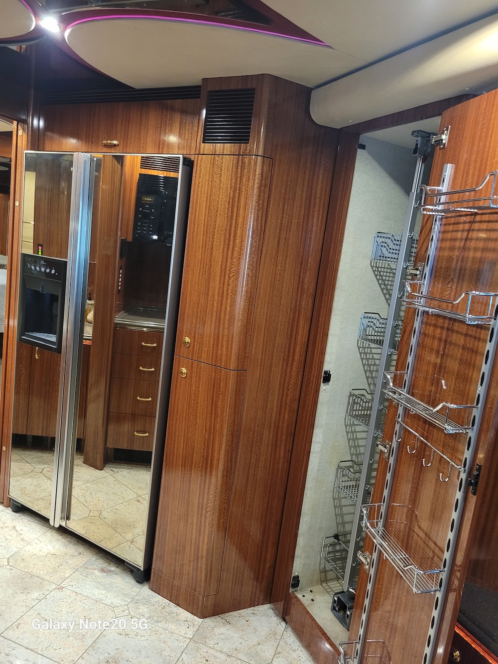 2005 Prevost Marathon XLII For Sale