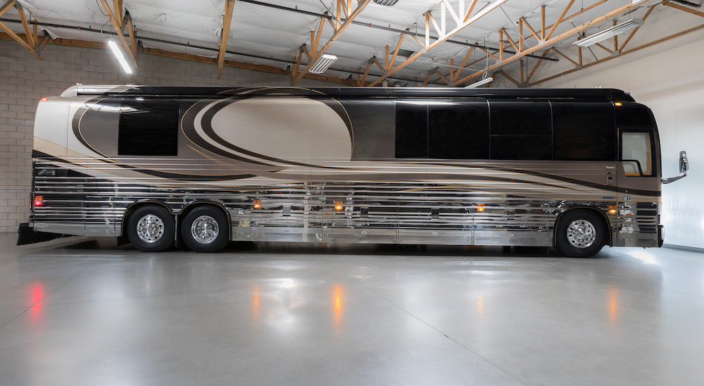 2005 Prevost Parliament XLII For Sale