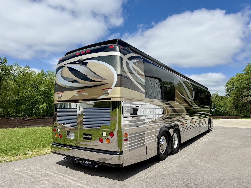 2005 Prevost Royale XLII For Sale