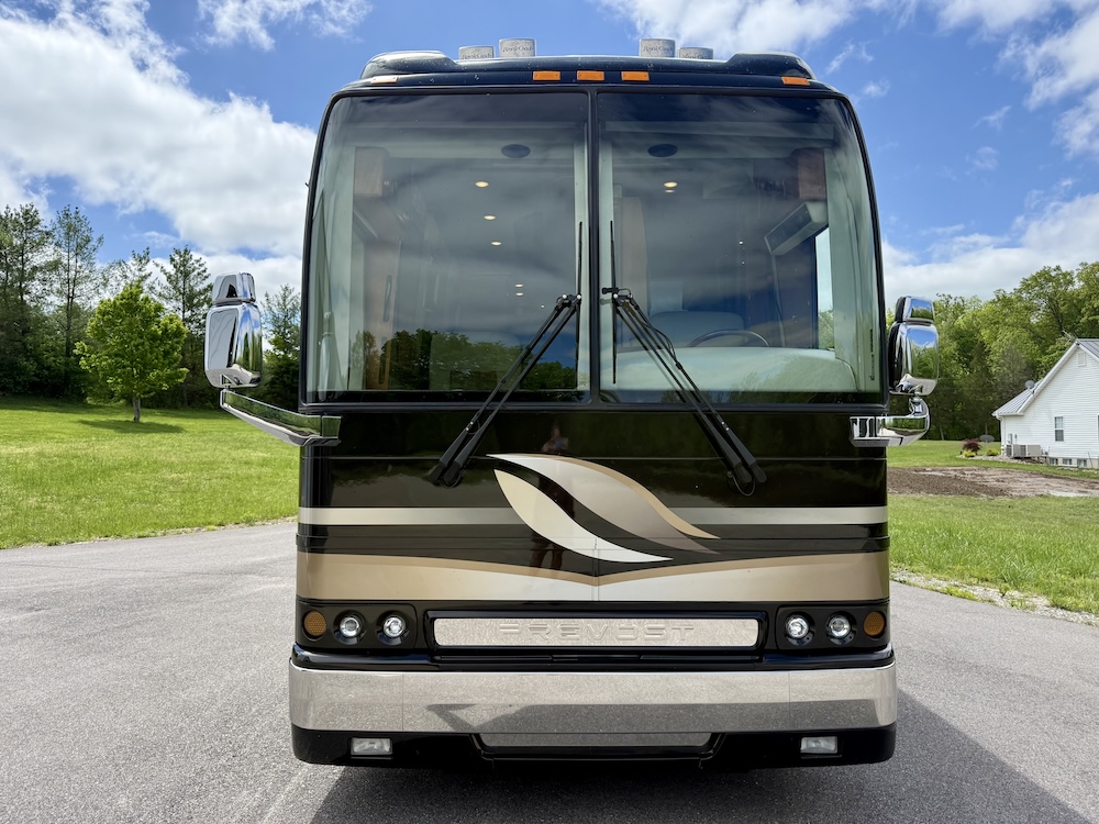 2005 Prevost Royale XLII For Sale