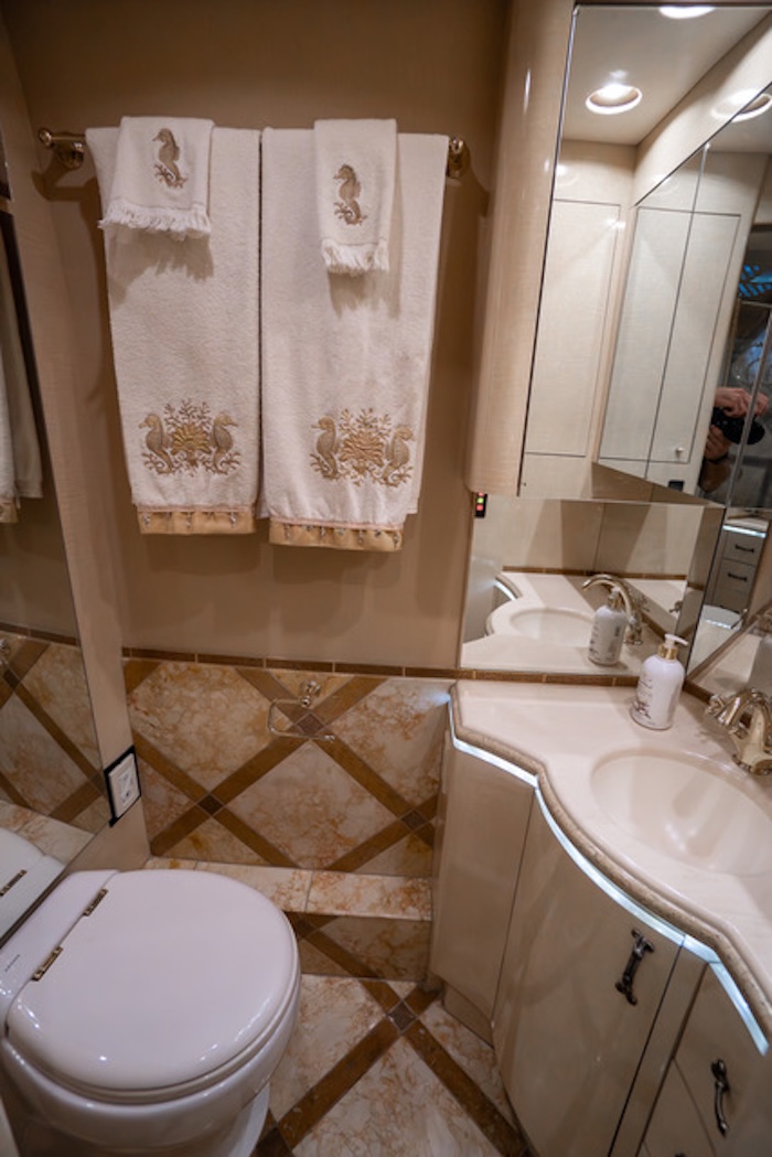 2006 Prevost Marathon H3-45 For Sale