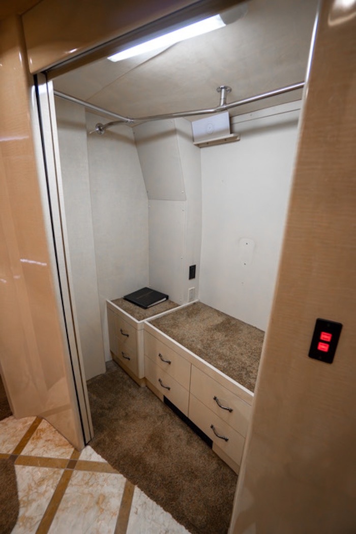 2006 Prevost Marathon H3-45 For Sale