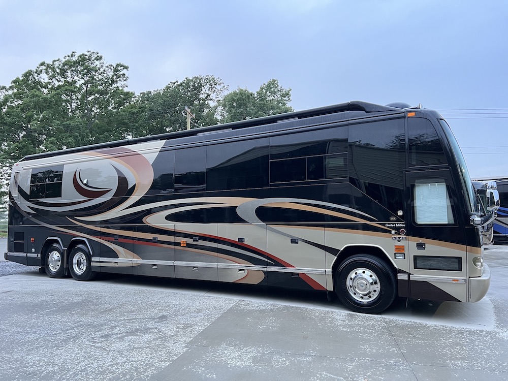 2006 Prevost American H3-45 For Sale