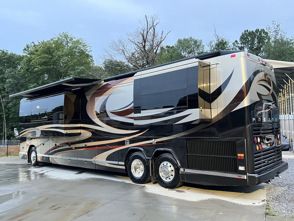 2006 Prevost American H3-45 For Sale