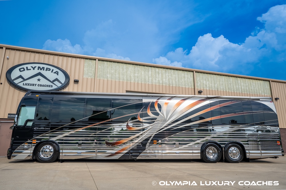 2006 Prevost Country Coach XLII For Sale