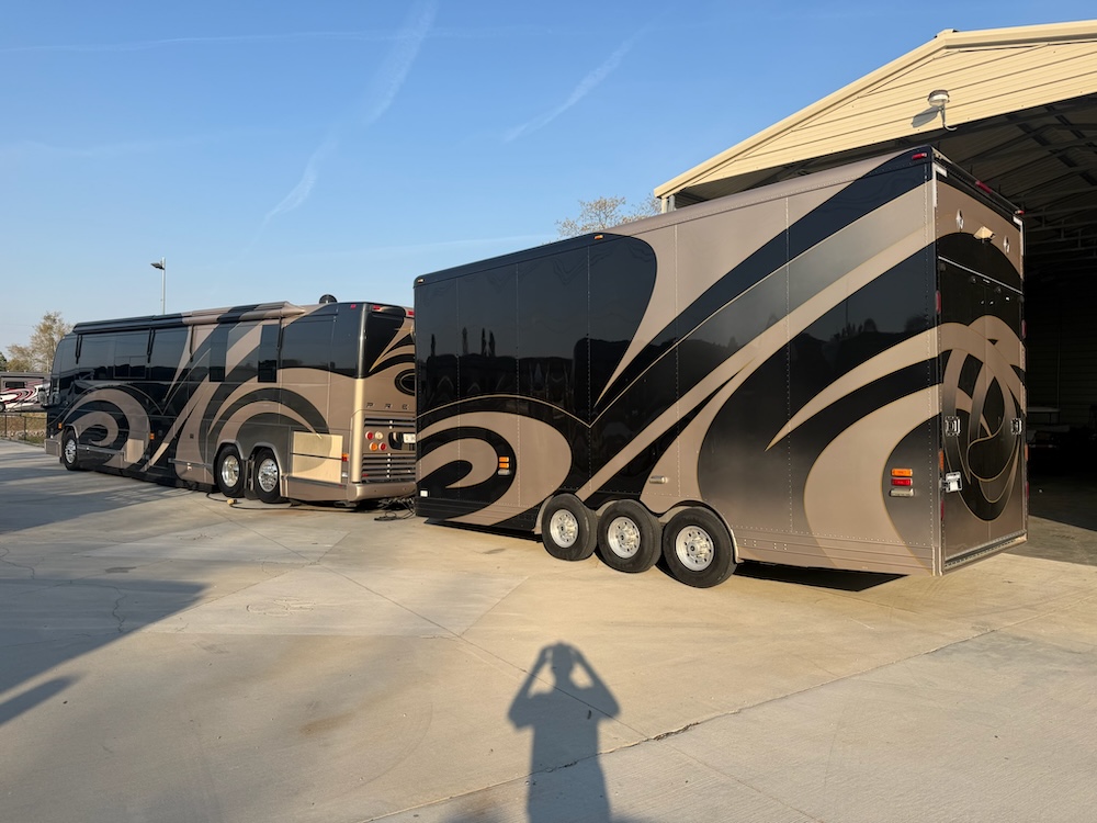 2006 Prevost Featherlite H3-45 For Sale