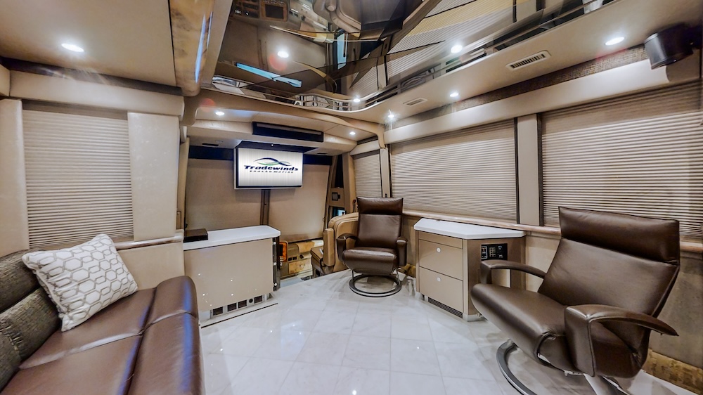 2006 Prevost  Featherlite H3-45 For Sale