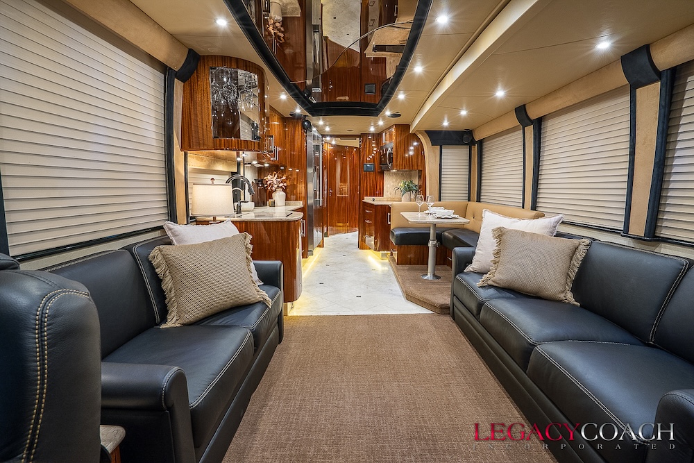 2008 Prevost Legendary XLII For Sale