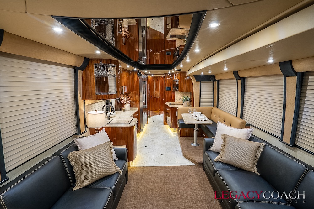 2008 Prevost Legendary XLII For Sale