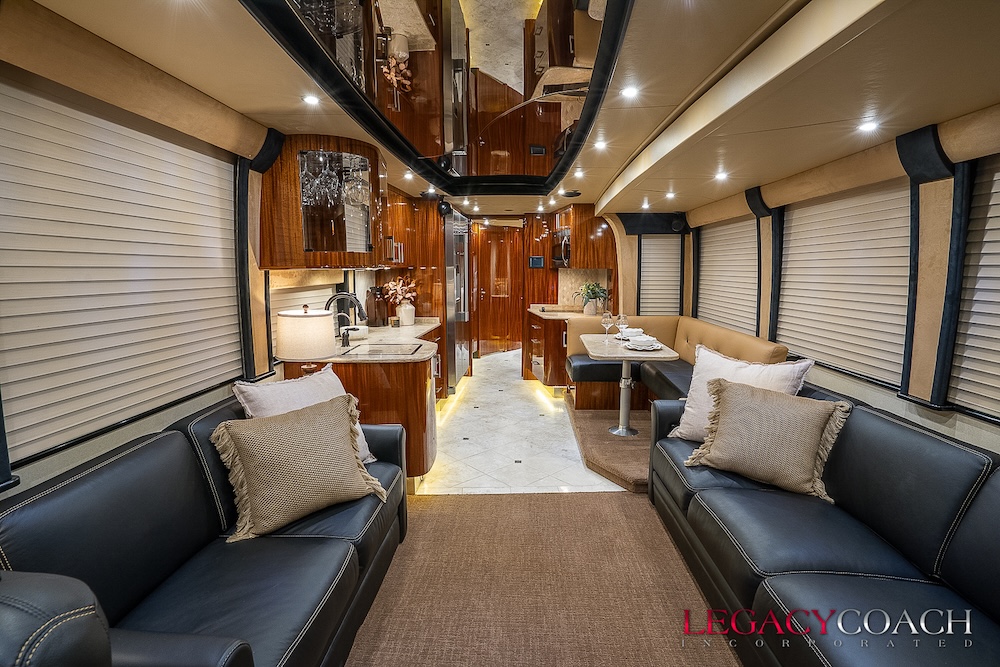 2008 Prevost Legendary XLII For Sale