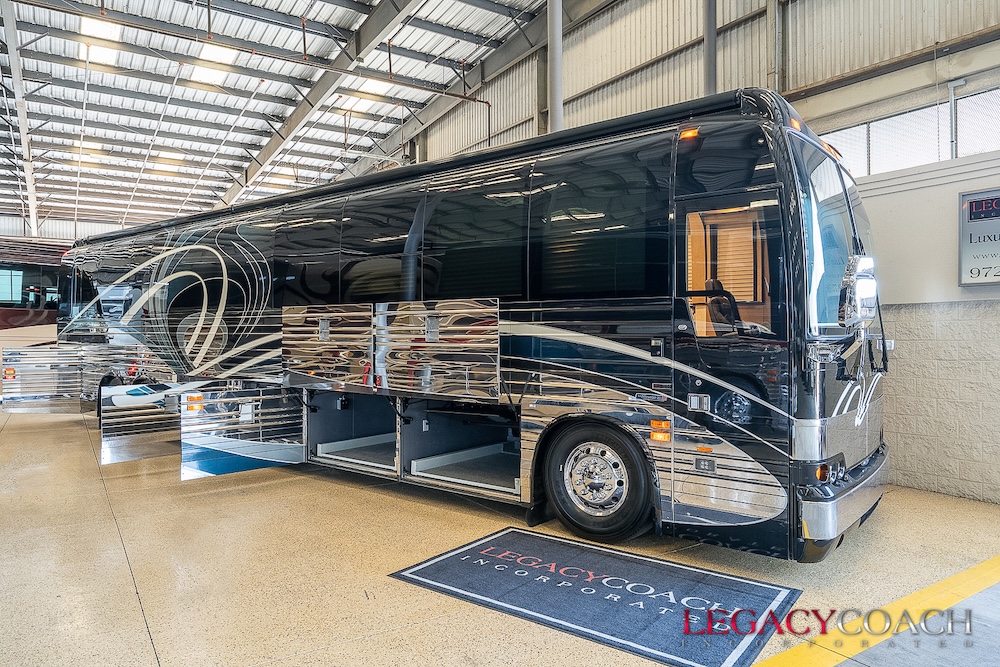 2008 Prevost Legendary XLII For Sale