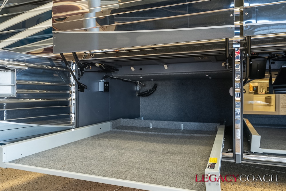 2008 Prevost Legendary XLII For Sale