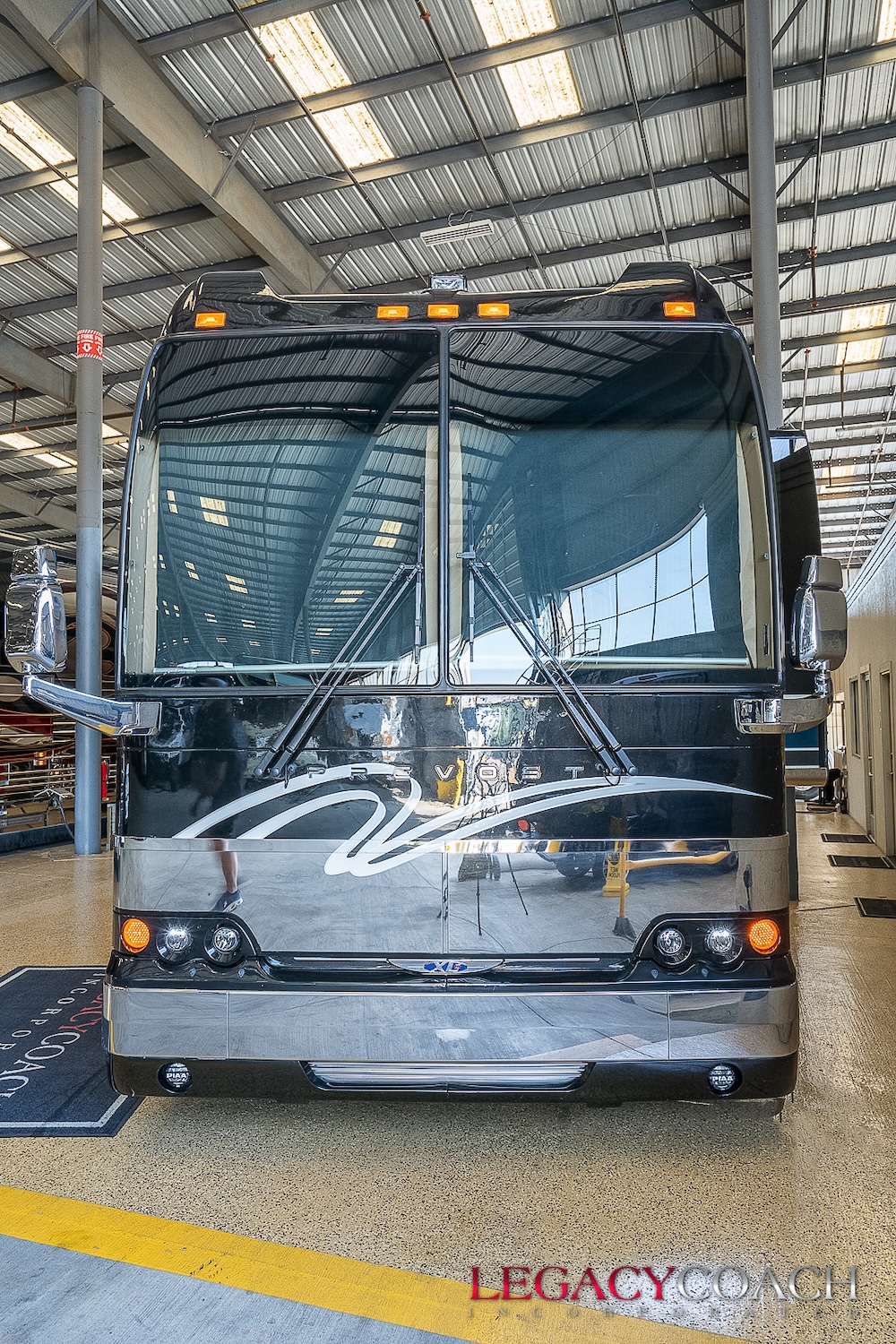 2008 Prevost Legendary XLII For Sale