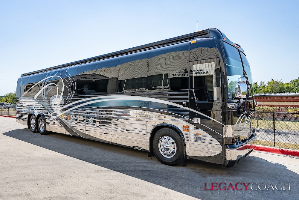 2008 Prevost Legendary XLII For Sale