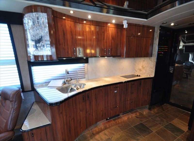 2006 Prevost Legendary XLII For Sale