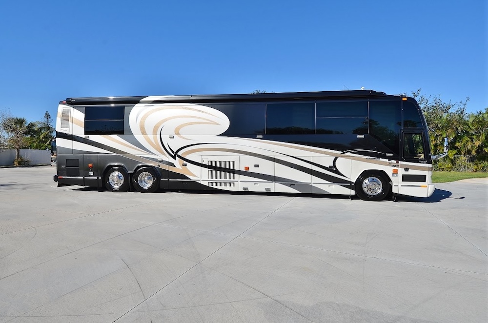 2006 Prevost Liberty H3-45 For Sale