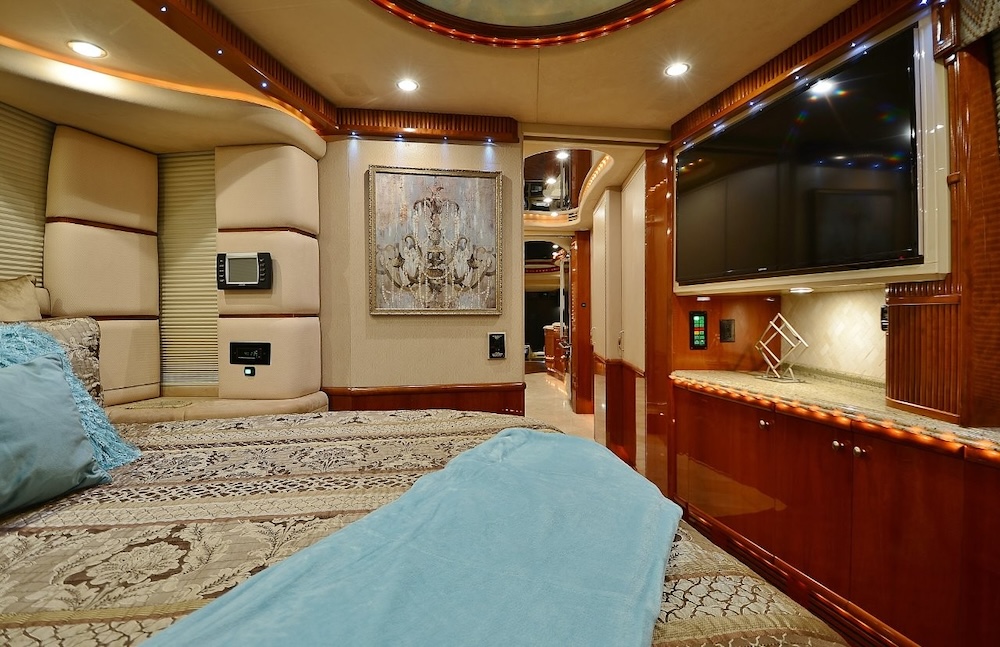 2006 Prevost Liberty H3-45 For Sale