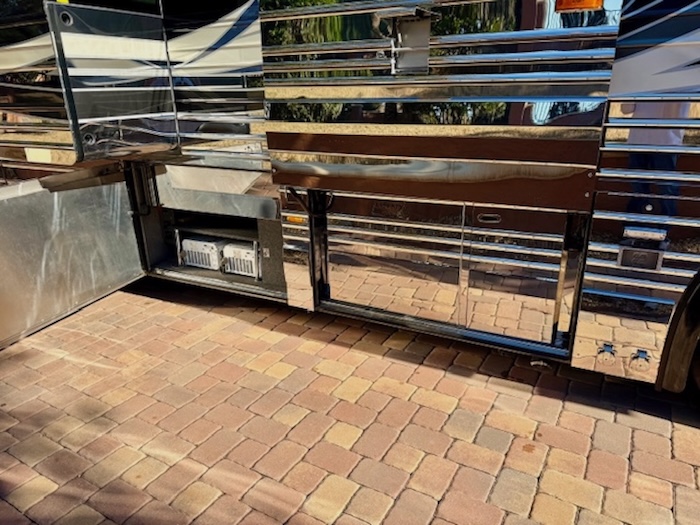 2006 Prevost Liberty XLII For Sale