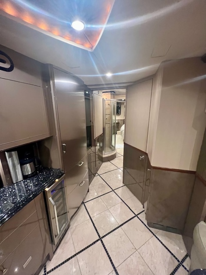 2006 Prevost Liberty XLII For Sale