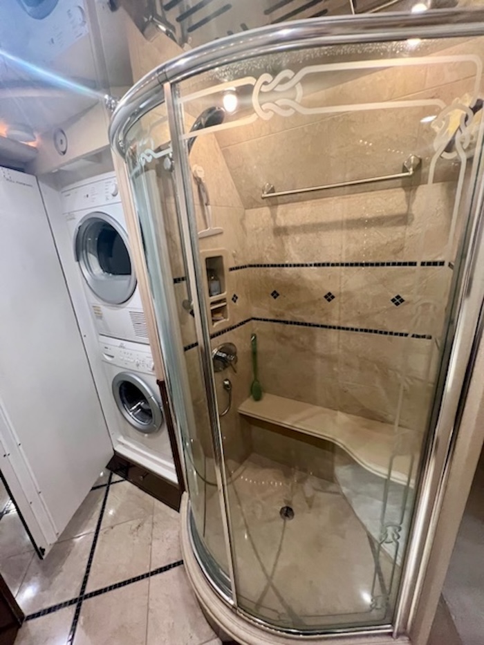 2006 Prevost Liberty XLII For Sale