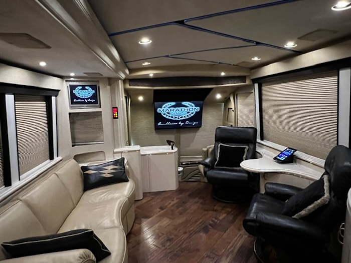 2006 Prevost Marathon H3-45 For Sale