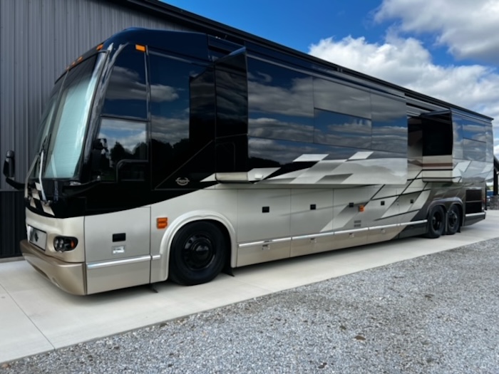 2006 Prevost Marathon H3-45 For Sale