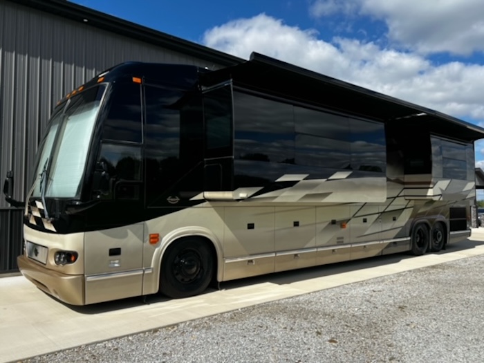 2006 Prevost Marathon H3-45 For Sale