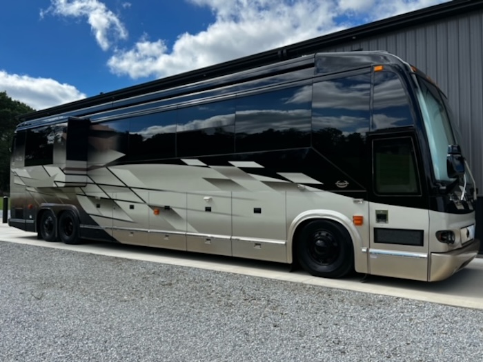 2006 Prevost Marathon H3-45 For Sale