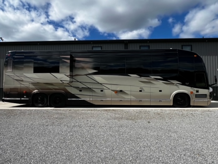 2006 Prevost Marathon H3-45 For Sale