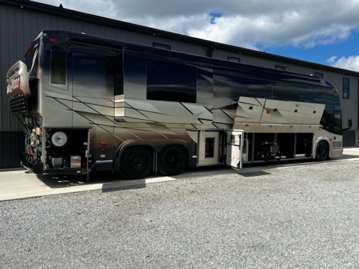 2006 Prevost Marathon H3-45 For Sale