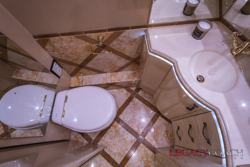 2006 Prevost Marathon H3-45 For Sale