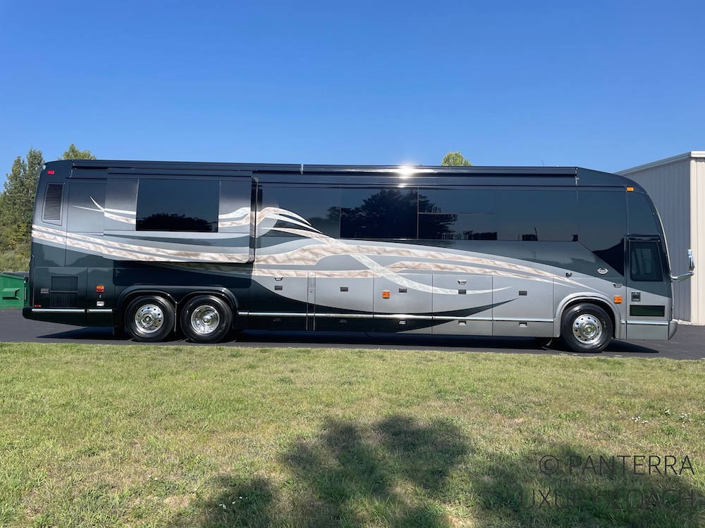 2006 Prevost Marathon H3-45 For Sale