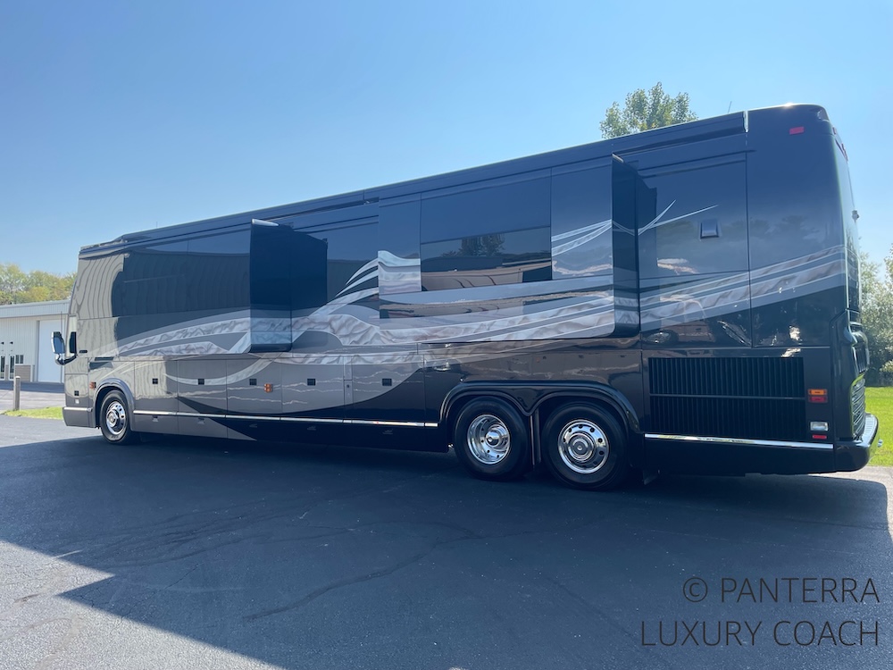 2006 Prevost Marathon H3-45 For Sale